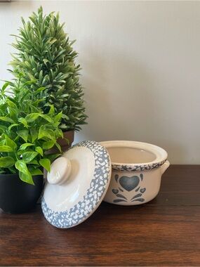 Corelle Cream and Blue Speckled Covered Casserole Dish